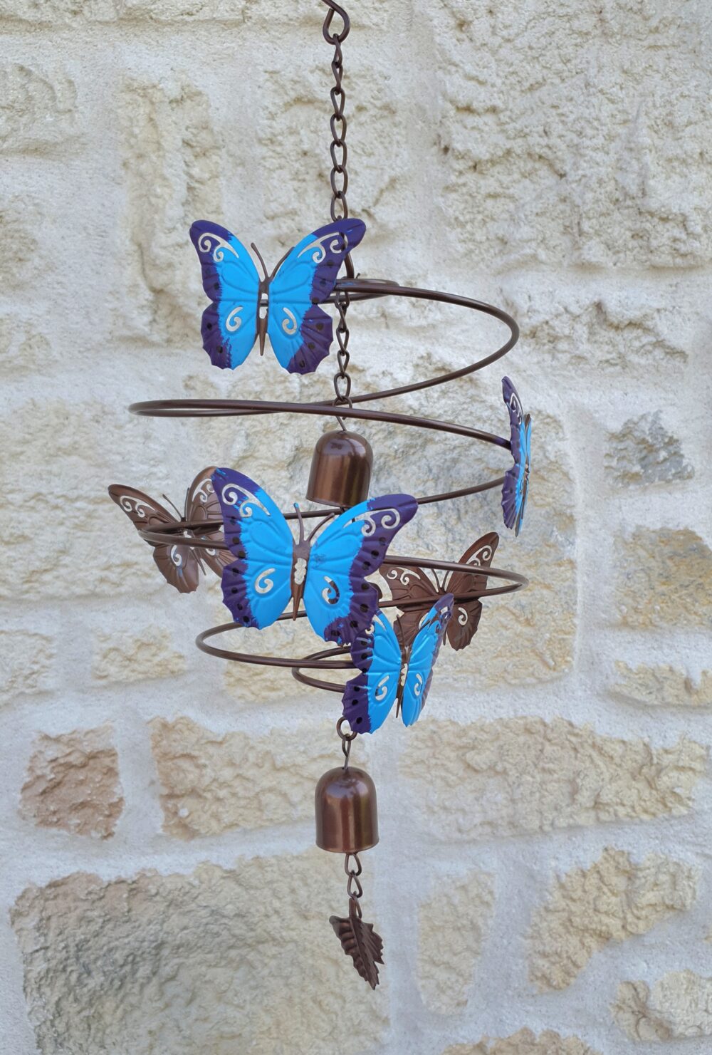 Carillon éolien décor papillon bleu, en métal