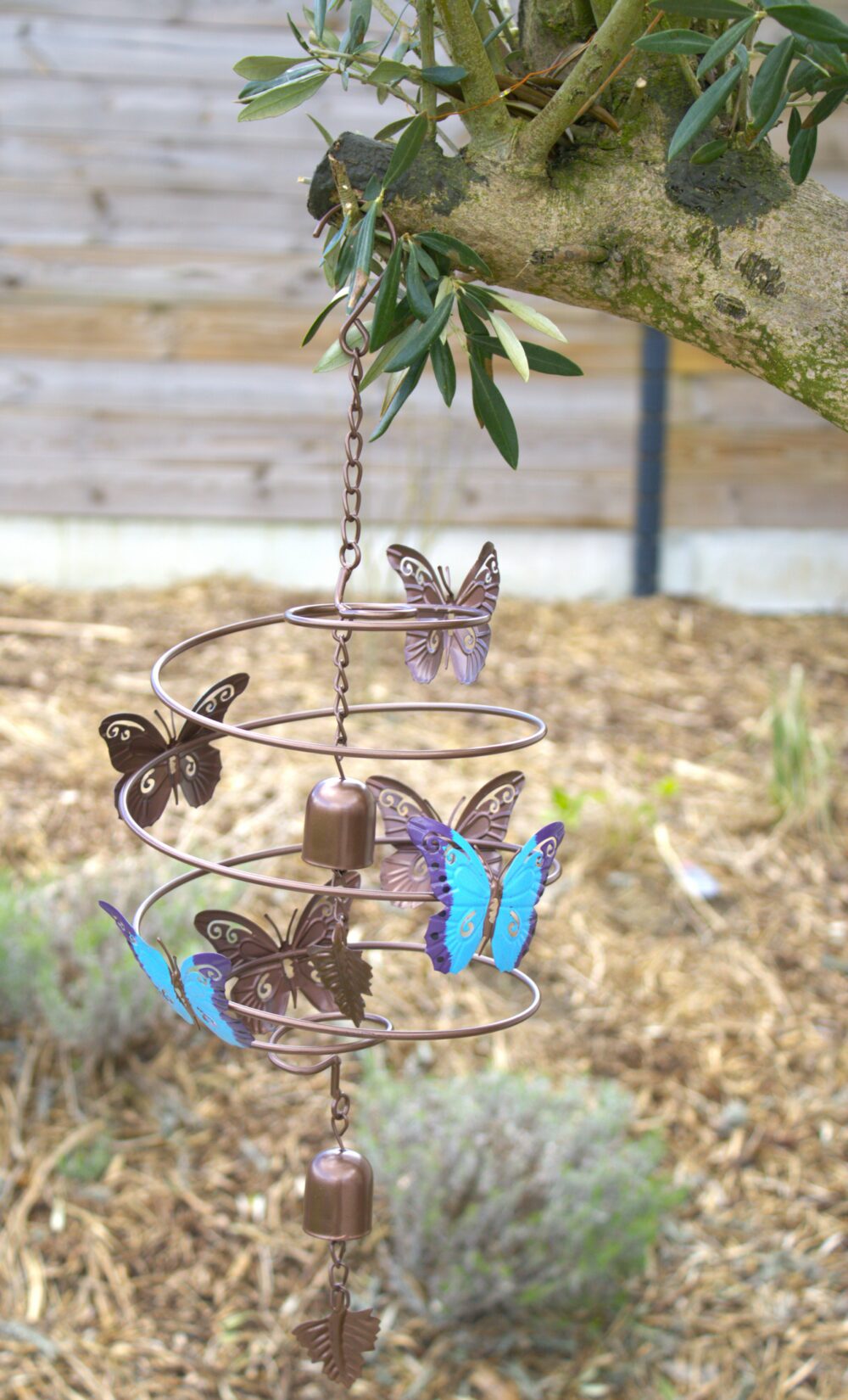 Carillon éolien décor papillon bleu, en métal